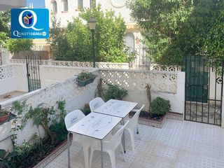 Maison à Pueblo Español-Coveta Fumá. Casa en venta en urbanizaciones, 3 dormitorios.