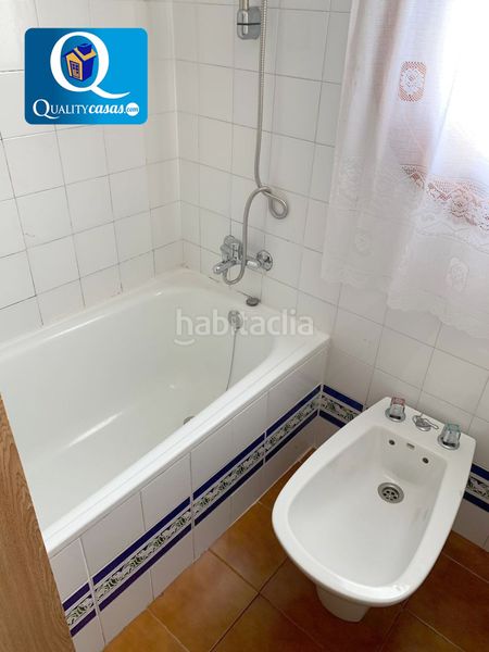 Foto 864e65a2-ab9d-427e-bfb4-659d602c35d1. Casa amb aparcament piscina a Pueblo Español-Coveta Fumá Campello (el)