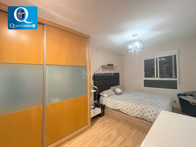 Foto a0e2288e-e016-4df9-8a68-b5b3af20f142. Àtic amb calefacció aparcament piscina a Benalúa Alicante