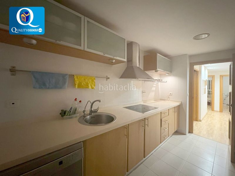 Foto b611c532-3adf-4949-a295-944c484ba31b. Àtic amb calefacció aparcament piscina a Benalúa Alicante