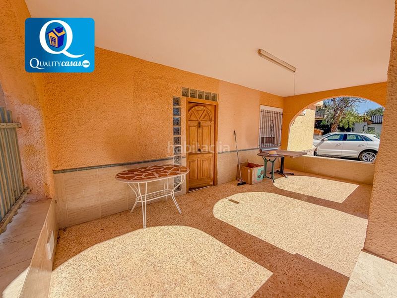 Foto d2061dfd-973a-414b-87ca-e8a9552df30a. Chalet  en venta en rio park, 4 dormitorios. en Mutxamel