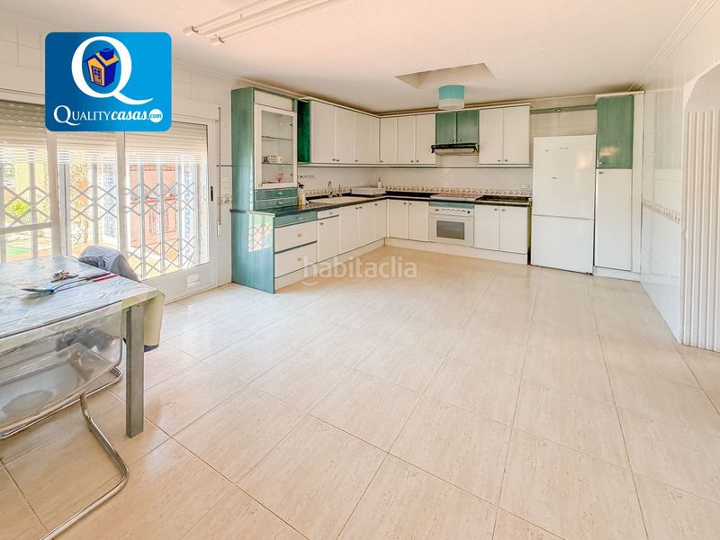 Foto fe97a217-b4a9-4c9d-9c1c-d53a9800985b. Chalet  en venta en rio park, 4 dormitorios. en Mutxamel