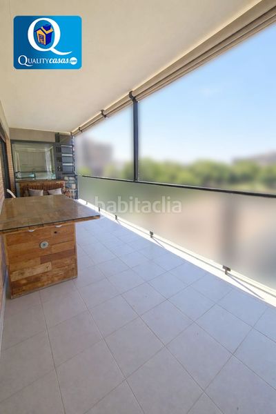 Foto 25dc8c0b-9bdb-4d37-be3a-d4eb5e33f41e. Pis amb aparcament piscina a PAU 5 Alicante