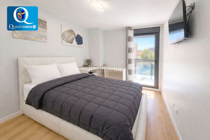 Foto 4f870158-5c2e-4252-af8f-b324157e8f42. Pis amb aparcament piscina a PAU 5 Alicante