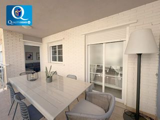 Apartamento en El Edén. Apartamento en venta en playa, 2 dormitorios.