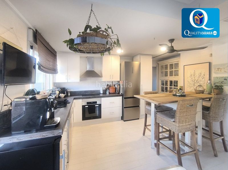 Foto 799eb58e-81d7-42f7-8f1e-b923790f6ed7. Xalet amb calefacció aparcament piscina a Almajada-Ravel Mutxamel