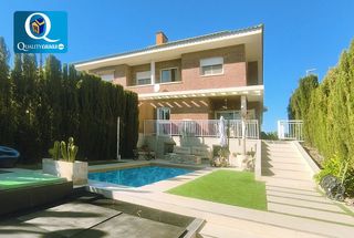 Chalet in Almajada-Ravel. Chalet en venta en ravel, 4 dormitorios.