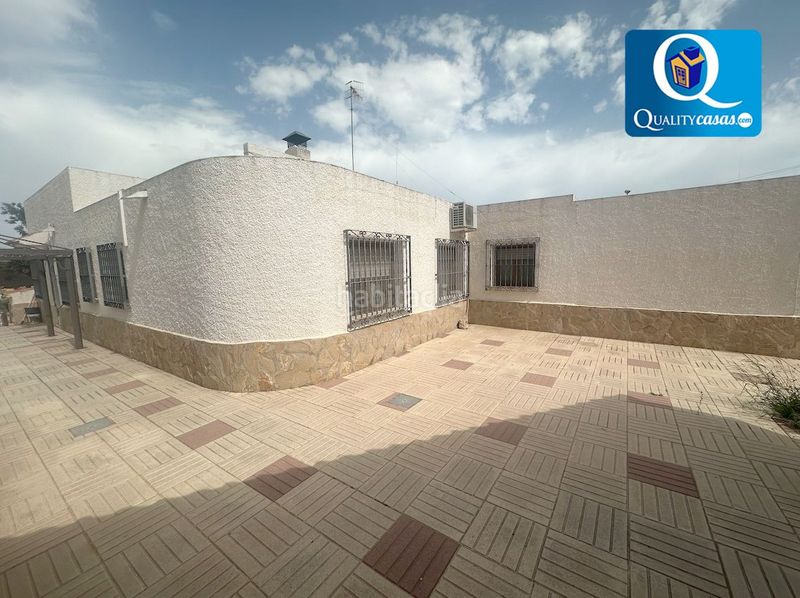 Foto 33345363-bca9-49b6-b0d7-995327026b89. Xalet amb calefacció aparcament a Valle del Sol Mutxamel