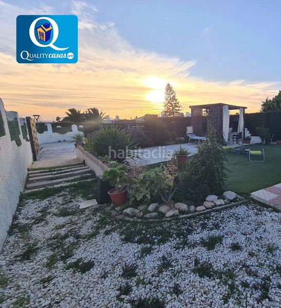 Foto 6c4edfed-8184-4c8d-b55e-12d6b9ffdd52. Casa amb aparcament a Busot