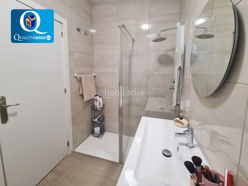 Foto a631cd5c-f0ed-46b3-89b6-445d23a0537a. Casa amb aparcament a Busot