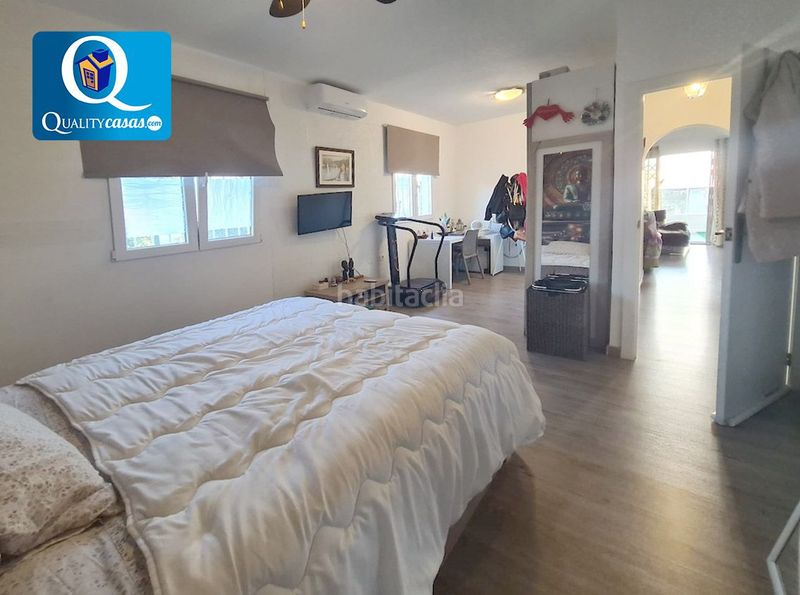 Foto c04d49c5-6574-4083-9004-2266d43ceb32. Casa amb aparcament a Busot