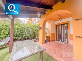 House in Bonalba-Cotoveta. Bungalow en venta en bonalba, 3 dormitorios.