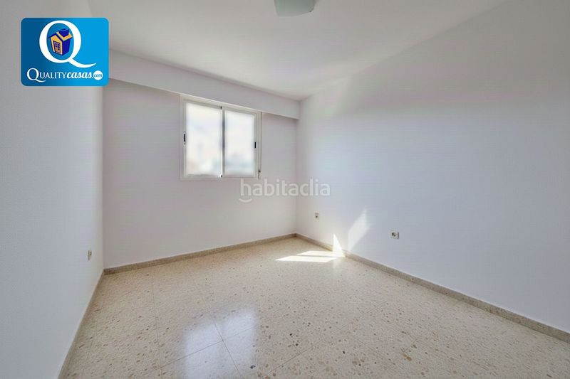 Foto a99a9039-6666-4e14-b89a-a004943289f2. Apartament amb calefacció aparcament piscina a Playa de San Juan Alicante