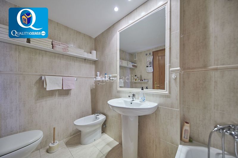 Foto dc2e7827-9887-4651-80ce-c124622a90a0. Apartament amb calefacció aparcament piscina a Playa de San Juan Alicante
