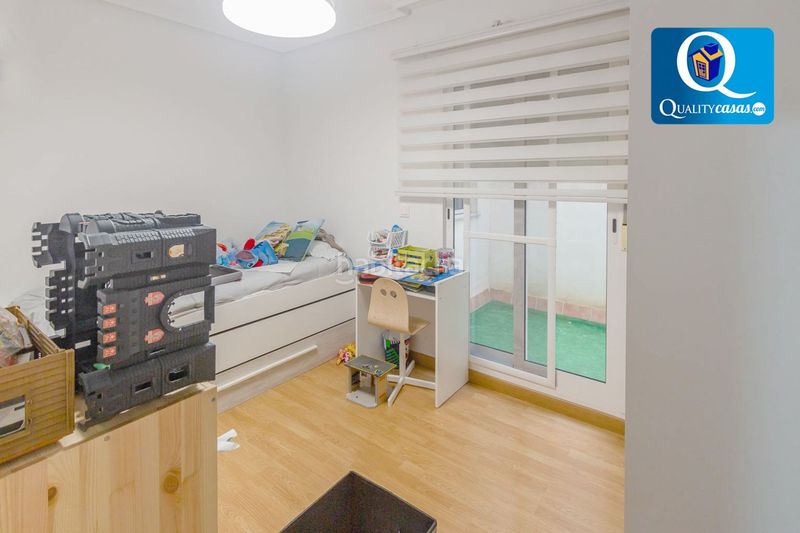 Foto 33144fc5-af28-4532-9af9-428154772b6c. Piso  en venta , 3 dormitorios. en Agost