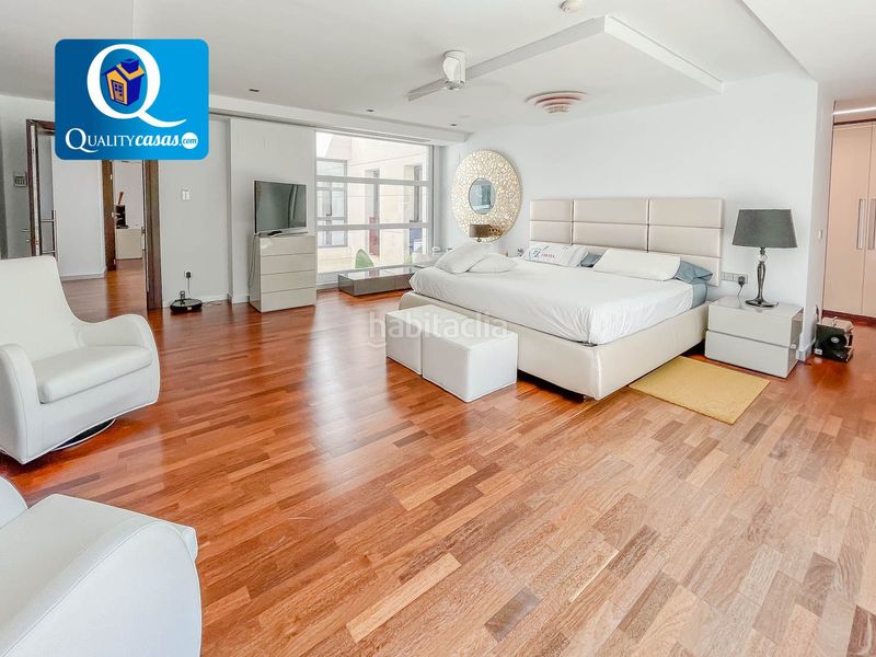 Foto a6ba23cd-8247-4264-b008-b410777b09b0. Chalet with heating parking in Santa Faz Alicante