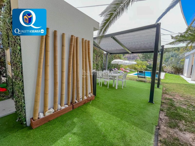 Foto a6f1c17c-2b7d-47bd-a0a0-b6f3acadced9. Chalet with heating parking in Santa Faz Alicante