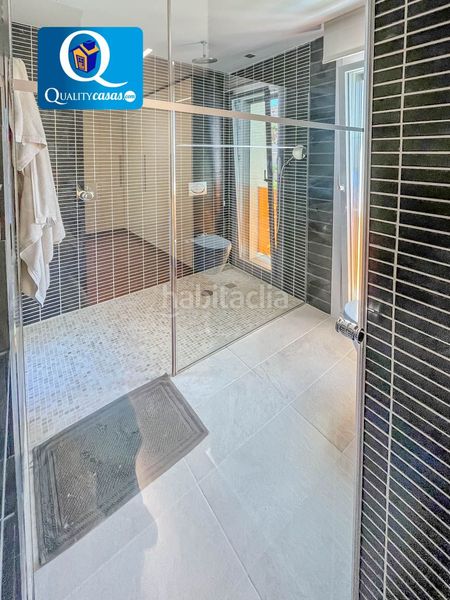 Foto be262da6-256c-43c5-9cf7-11868188efba. Chalet with heating parking in Santa Faz Alicante