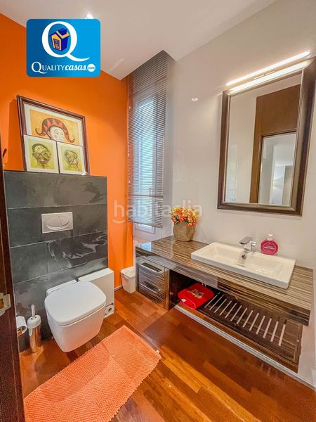 Foto fc3785c2-0b41-432d-9874-988e73b62c09. Chalet with heating parking in Santa Faz Alicante