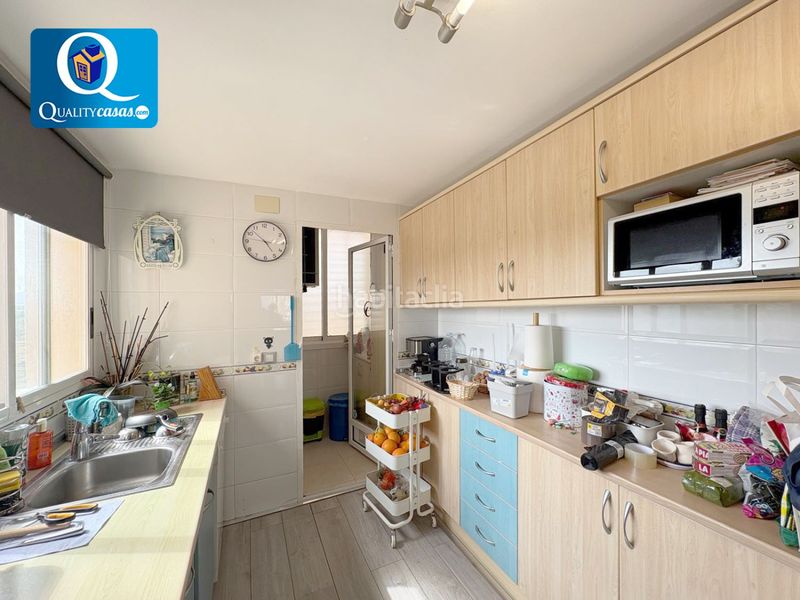 Foto ac1fd820-d525-4769-ade9-99fd203791d2. Apartament amb aparcament piscina a Playa Muchavista Campello (el)