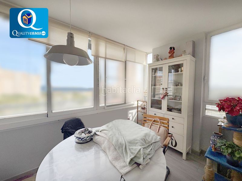 Foto d4ae3a2a-4b6d-49e2-8580-66cba3e69e60. Apartament amb aparcament piscina a Playa Muchavista Campello (el)
