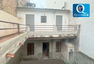 Casa in Xixona. Casa pueblo en venta en jijonaxixona, 3 dormitorios.