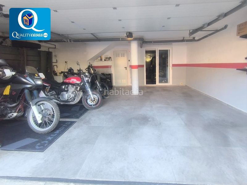 Foto d48afea1-dd0f-4a9f-9ec1-5f96242d0889. Casa adossada amb calefacció aparcament piscina a Mutxamel