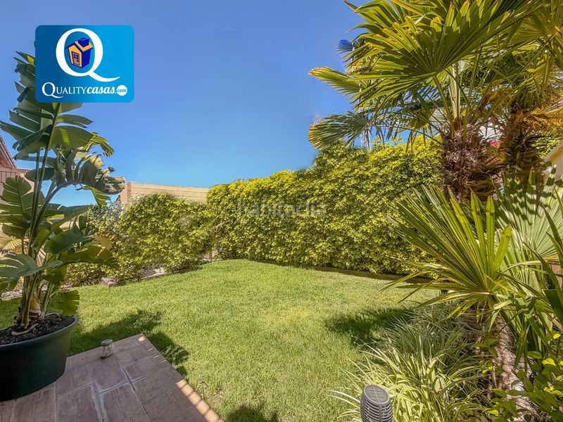 Foto 46a0d85b-da37-46d6-95e4-f6d746115d4d. Casa amb calefacció aparcament piscina a Almajada-Ravel Mutxamel