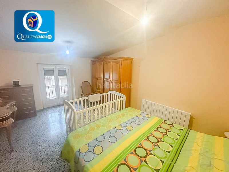 Foto f2822724-f147-4d11-bba3-c660a4d8457a. Casa amb calefacció a Xixona