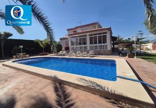 Xalet a Valle del Sol. Chalet en venta en rio park, 5 dormitorios.