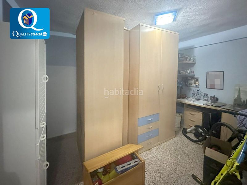 Foto c99bf8b7-fb19-468b-9342-91a4de147456. Pis amb calefacció aparcament a Carolinas Altas Alicante