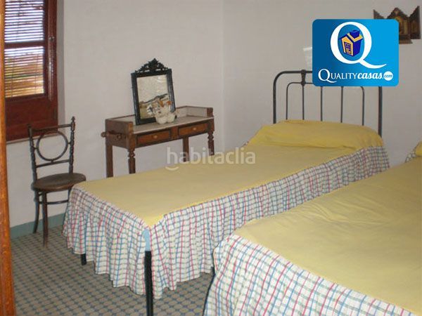 Foto 2d4d4cf5-0cc2-4da1-a60f-5b279ddd5d4a. Xalet amb aparcament a Xixona