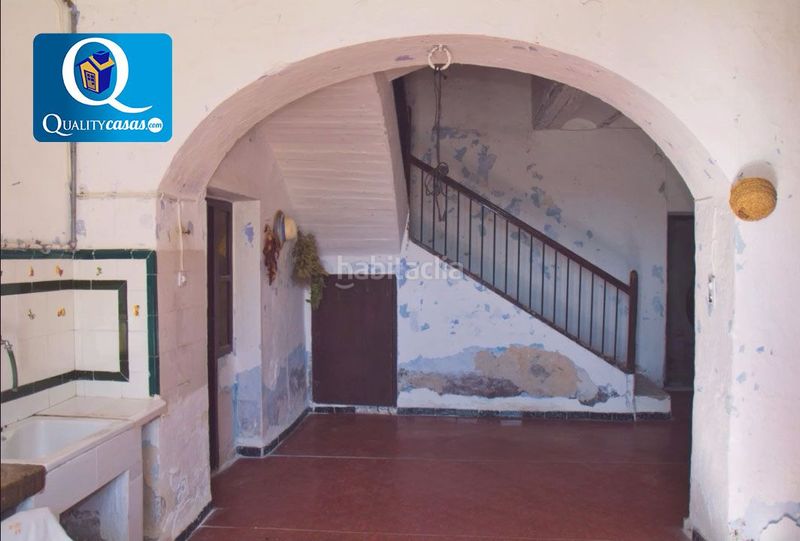 Foto a224bbdf-4168-417b-bbd1-f8e5c2d013d6. Xalet amb aparcament a Xixona