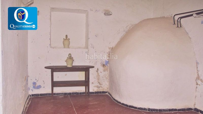 Foto a8584b84-687c-4786-83f8-7461bc16a2c8. Xalet amb aparcament a Xixona