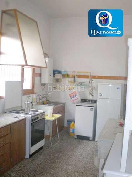 Foto ec594096-1578-4386-9812-7e8c3c2c7686. Xalet amb aparcament a Xixona