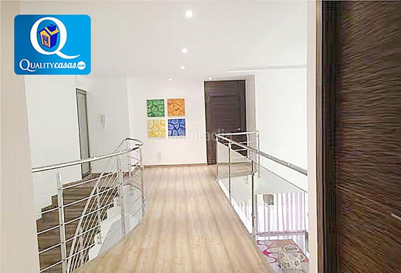 Foto 12527485-9f45-47bb-a235-848fcb7ef474. Chalet avec parking dans Peña de las Águilas Elche / Elx