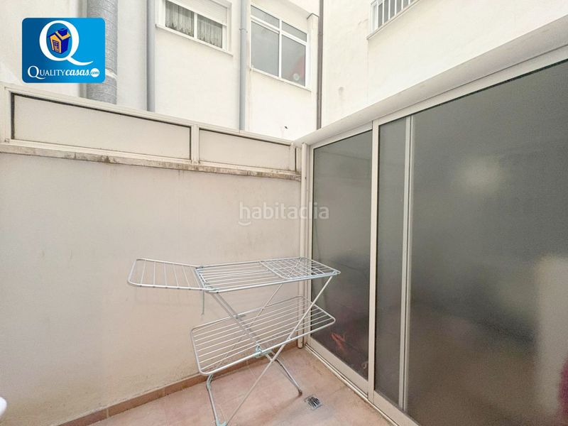Foto cfc9b224-d0c6-4e09-b5d2-a787f1087152. Pis a Centro Santa Pola