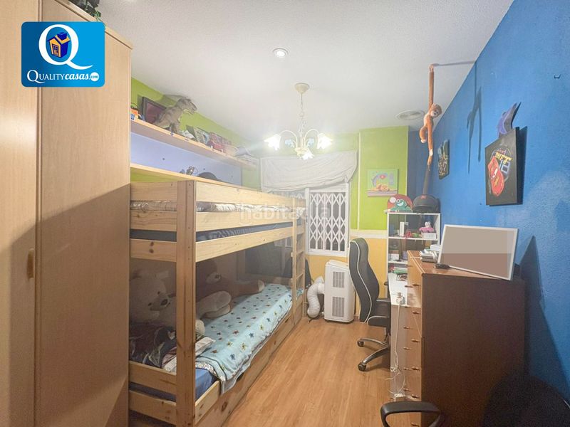 Foto dd5d46a0-b614-456e-9ed0-5ad45111f681. Pis a Centro Santa Pola