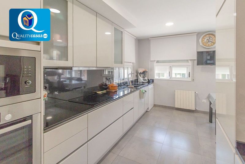 Foto 2d172922-98d6-4b23-a593-b1d5bd3d6ff1. Chalet con riscaldamento parcheggio in Villafranqueza Alicante