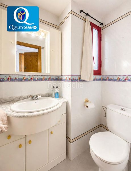 Foto 176d108f-8c0a-44c7-8a69-424b3f629bf0. Dúplex amb aparcament piscina a Playa Muchavista Campello (el)
