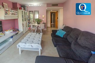 Apartamento en Centro. Apartamento en venta en centro de salud, 3 dormitorios.