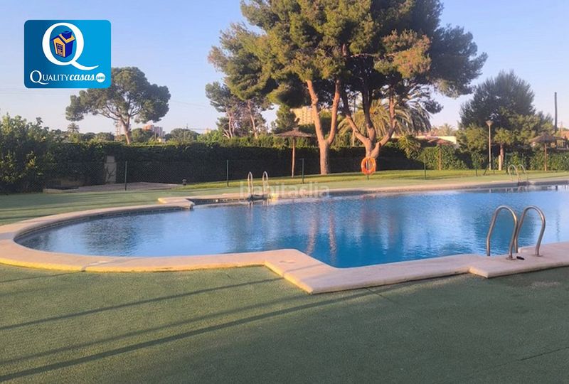 Foto 5713ae18-811e-4a10-baef-61ae6321436e. Pis amb calefacció aparcament piscina a PAU 5 Alicante