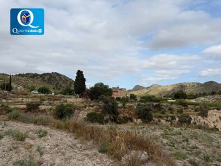 Casale in Xixona. Finca rúst. en venta en monnegre, 6 dormitorios.