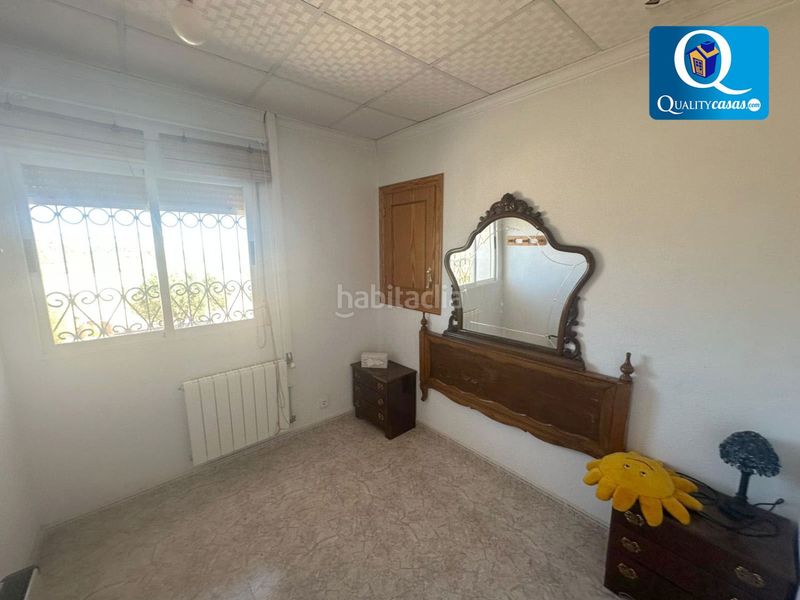 Foto 29eed0fc-7dbd-4c36-940f-4f483299364b. Casa amb aparcament a Xixona