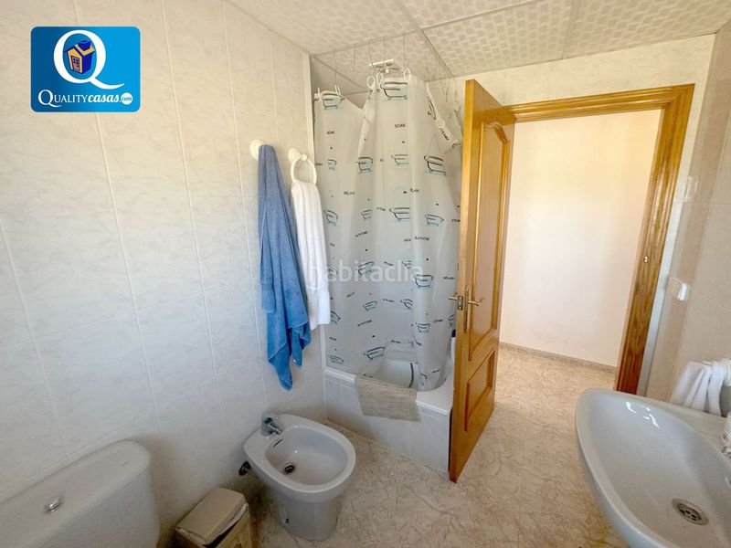 Foto 2dafdff7-68ca-40c7-901b-367d4b2b0305. Casa amb aparcament a Xixona