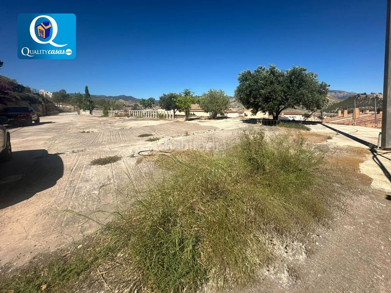 Foto 7ea72484-cedc-4dd2-818b-16b897685654. Casa amb aparcament a Xixona