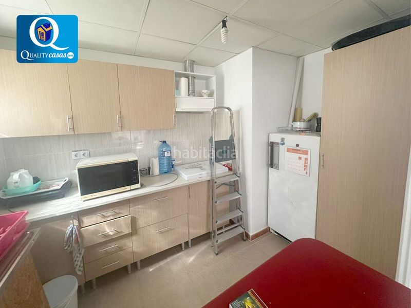 Foto c506ad36-96ef-4daf-81d8-1414e4ca8ac2. Casa amb aparcament a Xixona