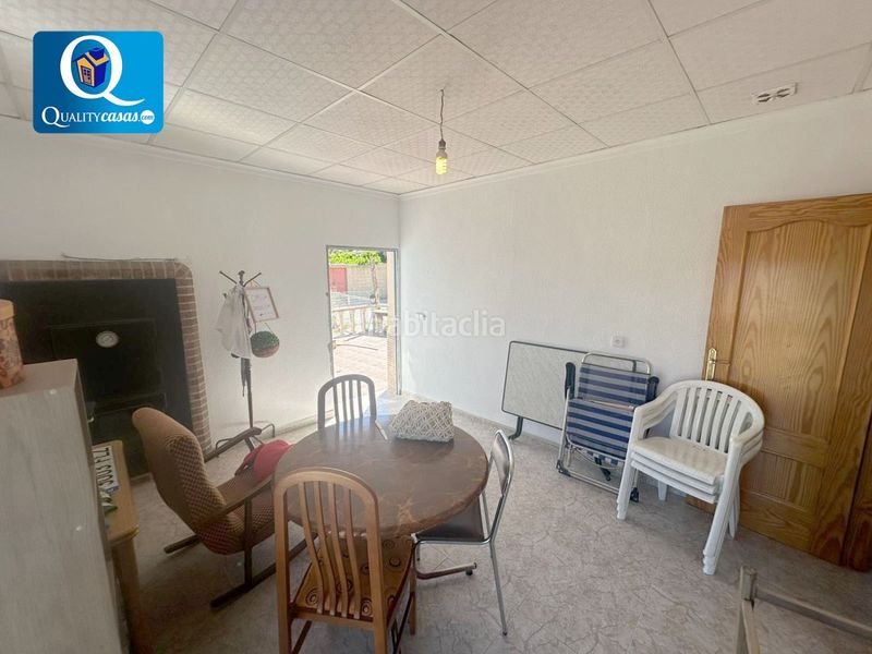 Foto e4f5978e-1501-4e73-9834-ad00ef646ff4. Casa amb aparcament a Xixona