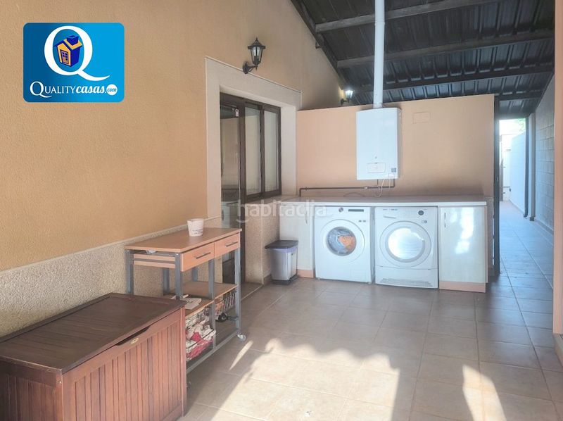 Foto 5657c861-b837-4382-ae1f-3b8fa5e0bdaf. Xalet amb calefacció aparcament piscina a Almajada-Ravel Mutxamel