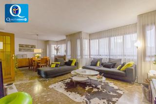 Appartement à Casco Antiguo - Sta. Cruz - Ayuntamiento. Piso en venta en centro  explanada, 3 dormitorios.